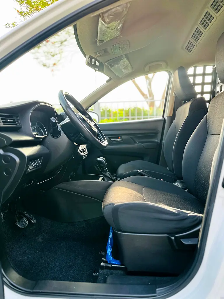 Suzuki Ertiga 2022 GL GCC Specs - Perfect Family 7-Seater - Image 9