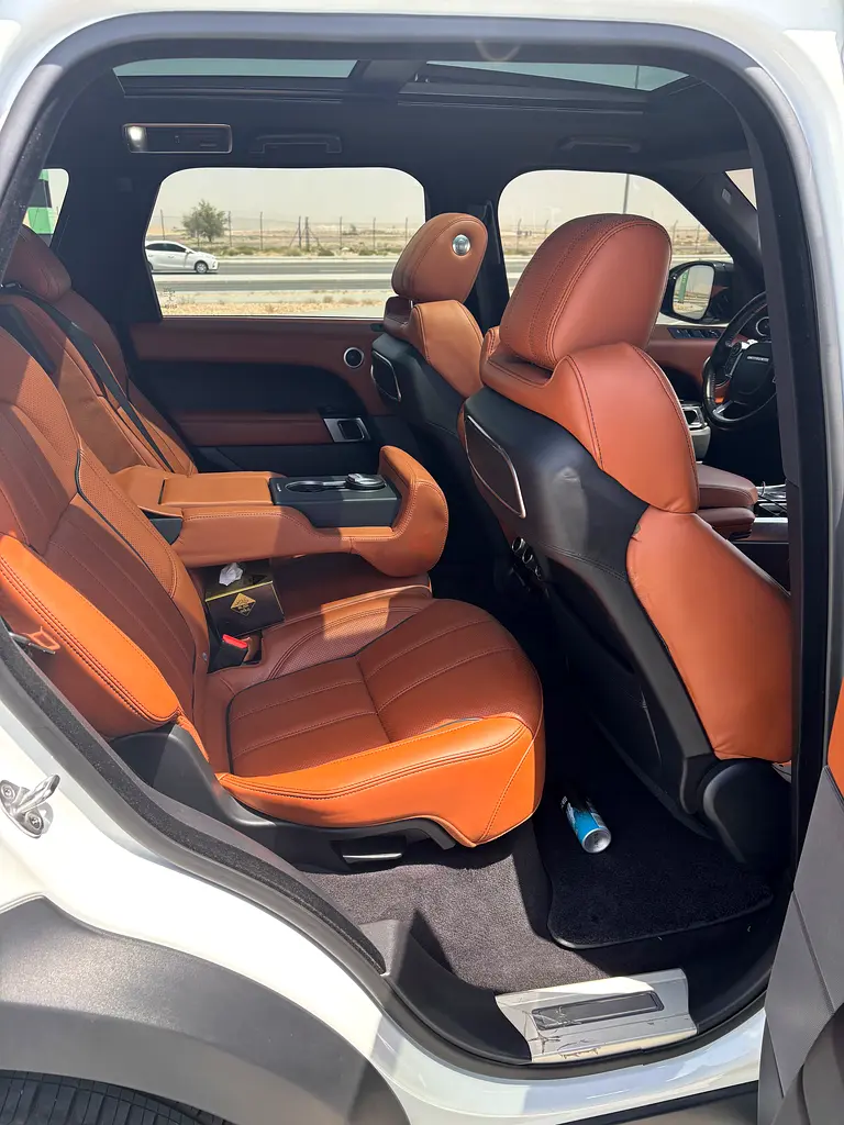 Very best example GCC Range Rover Sport V8 - Image 13