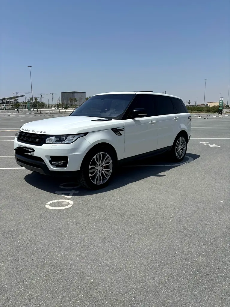 Very best example GCC Range Rover Sport V8 - Image 4