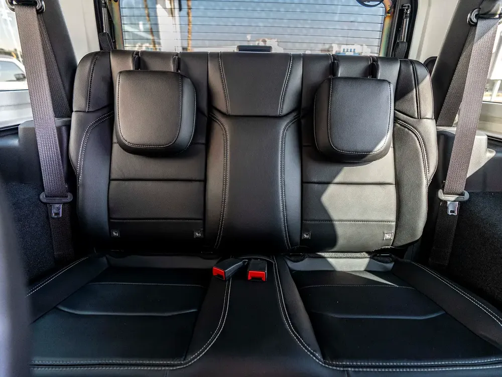 0% DOWN | RAMADAN ALL-INCLUSIVE | FREE INSURANCE + REG | WRANGLER SAHARA | 2 DR | EURO SPEC - Image 18