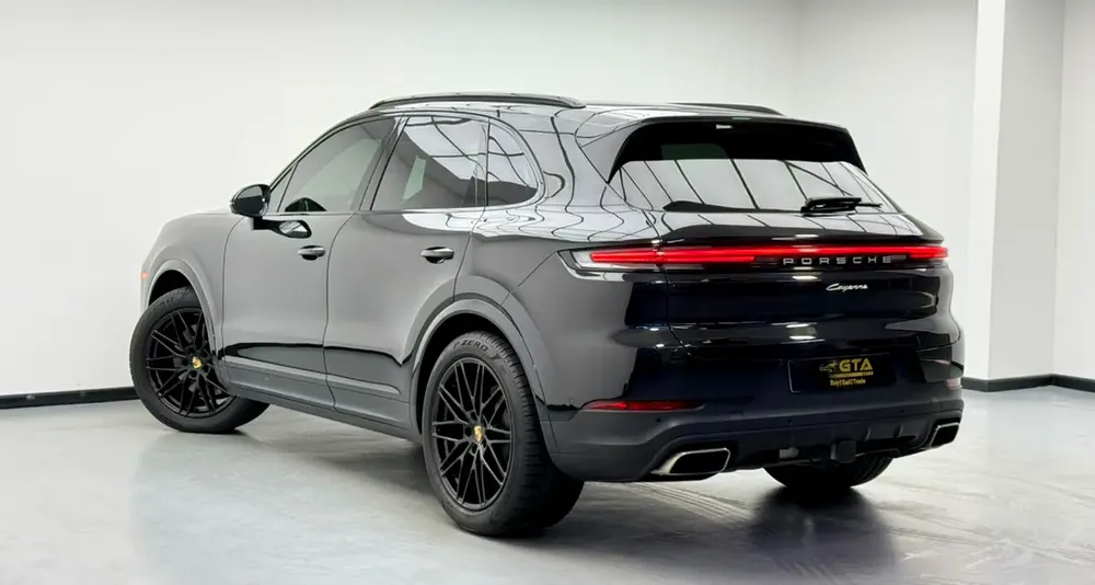 2024 Porsche Cayenne Coupe, Warranty, Service History, Low Km, Excellent condition, American - Image 6