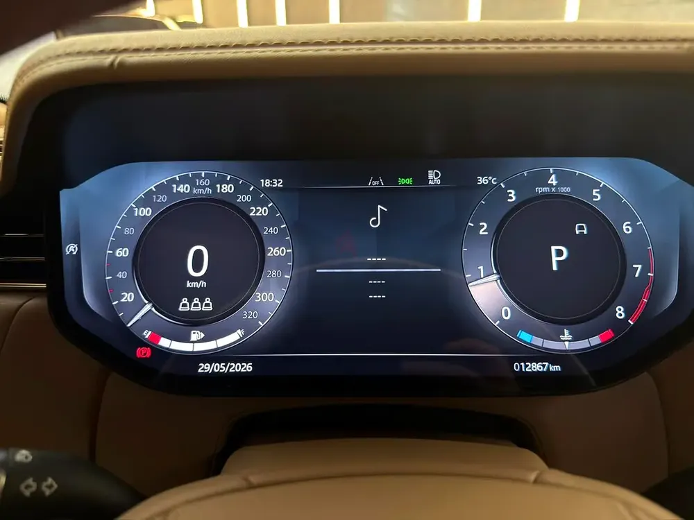 2025 Land Rover Range Rover SV Autobiography | GCC Specs | Brand New - Image 8