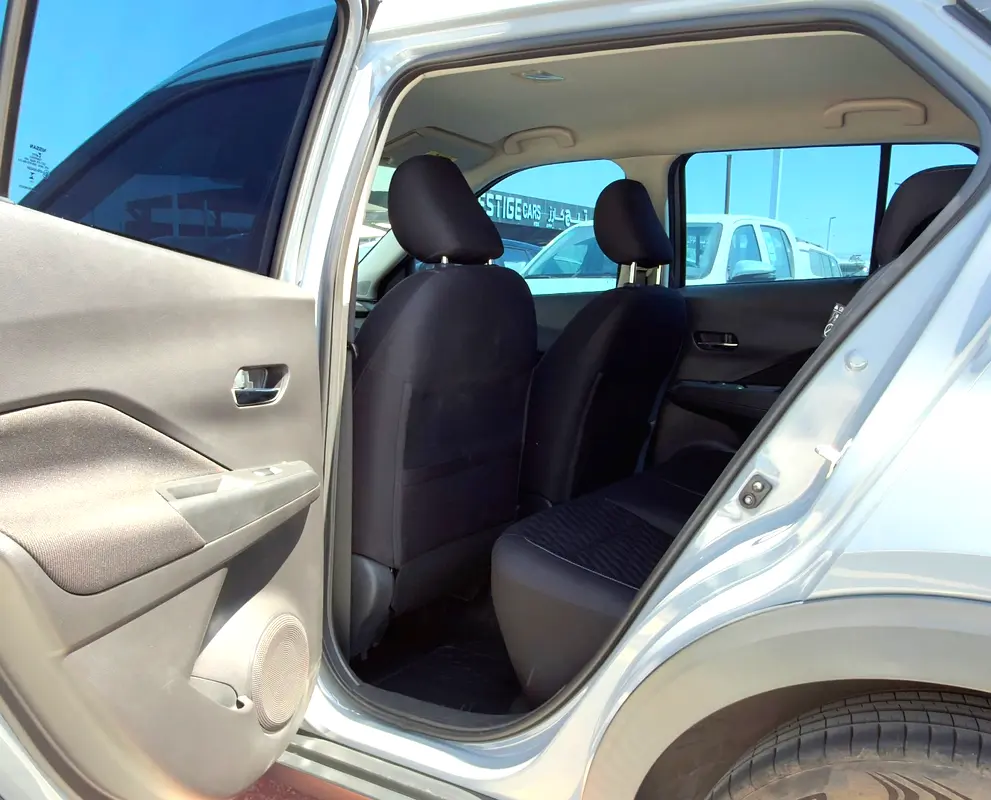 Nissan Kicks SV 2024 - Brand Used Condition - High Efficiency - Image 9