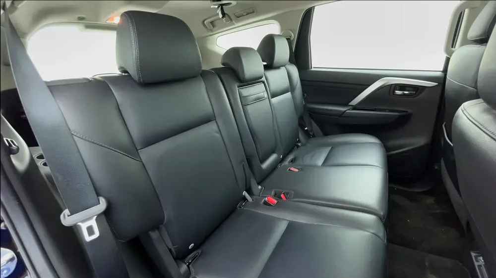 AED 1,414/m | 0 DP | Free 3 Months Warranty | Service History | MITSUBISHI MONTERO SPORT 2023 - Image 10
