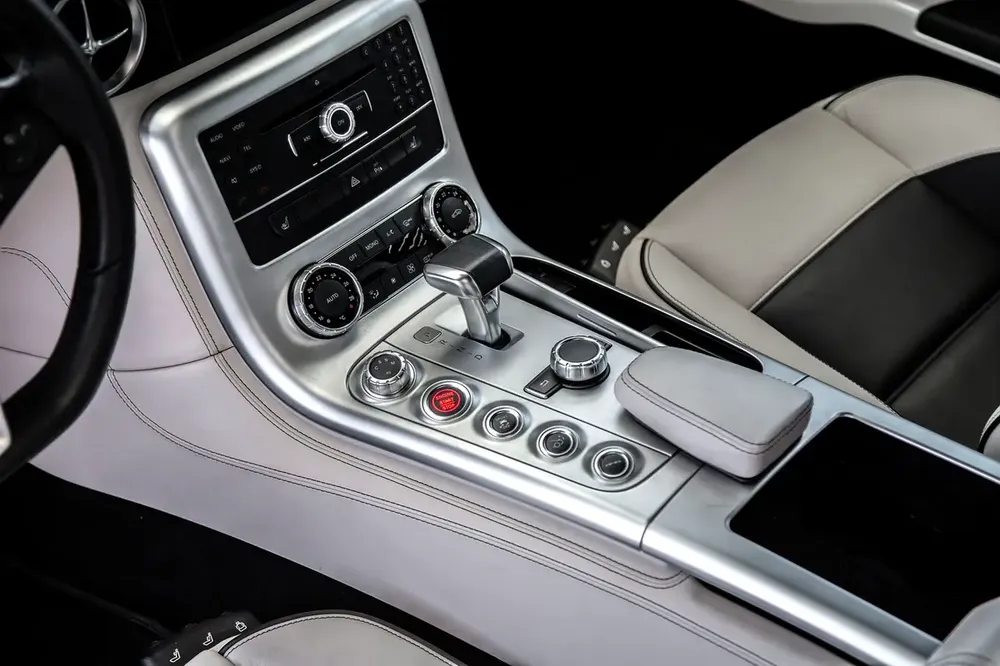 SLS AMG | TWO TONE INTERIOR | WARRANTY AVAILABLE - Image 10