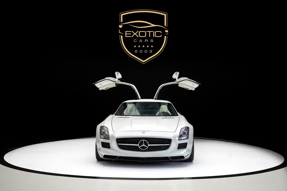 SLS AMG | TWO TONE INTERIOR | WARRANTY AVAILABLE - Image 5