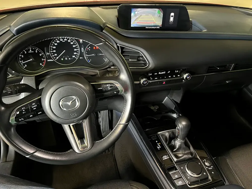 Mazda CX30 2025 full options full agency service history under warranty original paint - Image 17