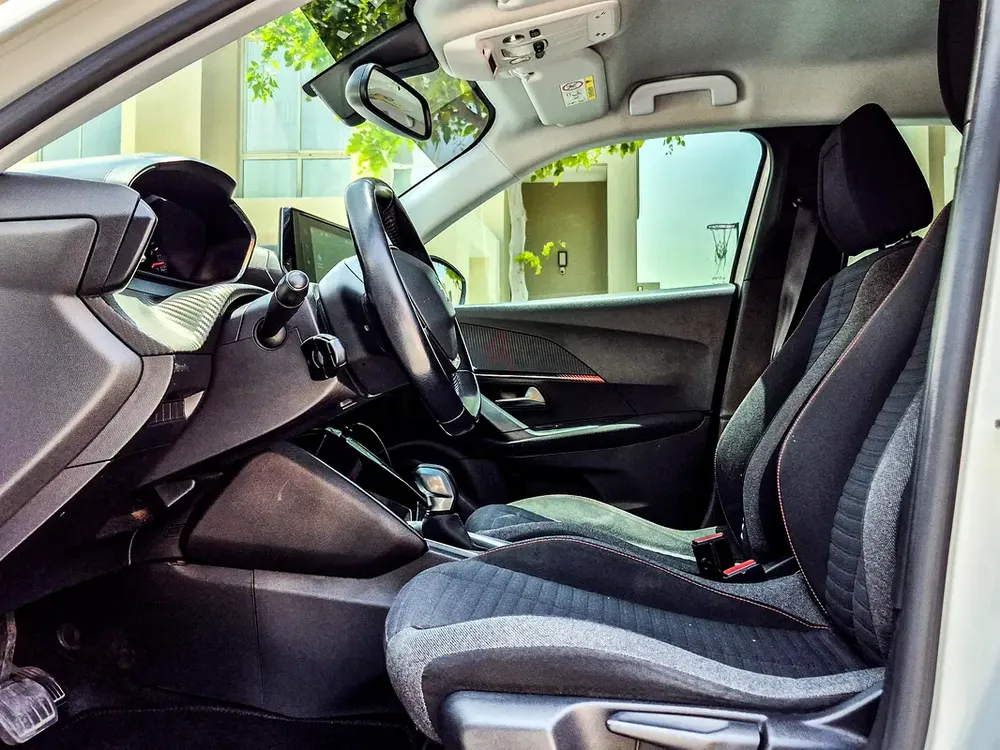 AED 654/month | 2022 Peugeot 2008  | GCC Specs | Ref#461826 - Image 10