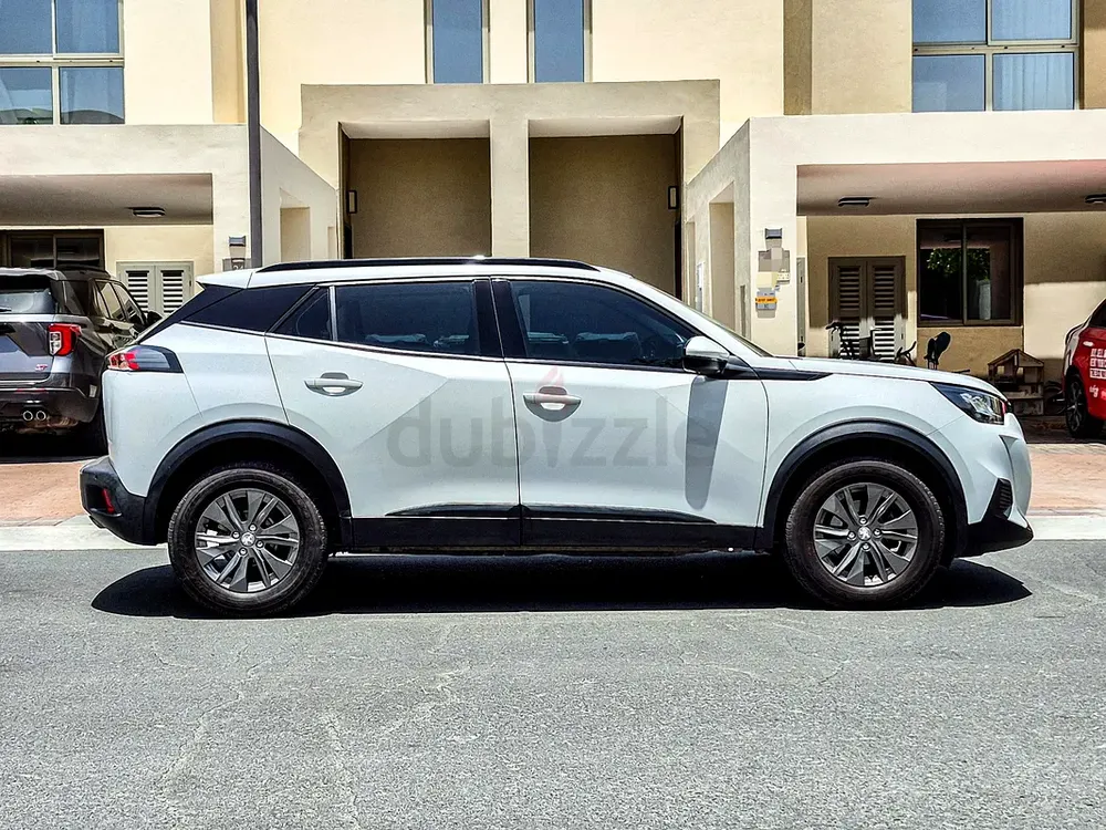 AED 654/month | 2022 Peugeot 2008  | GCC Specs | Ref#461826 - Image 4