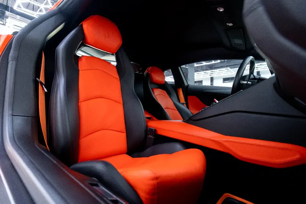 2014 Lamborghini Aventador | GCC Specs | Low Mileage - Image 11