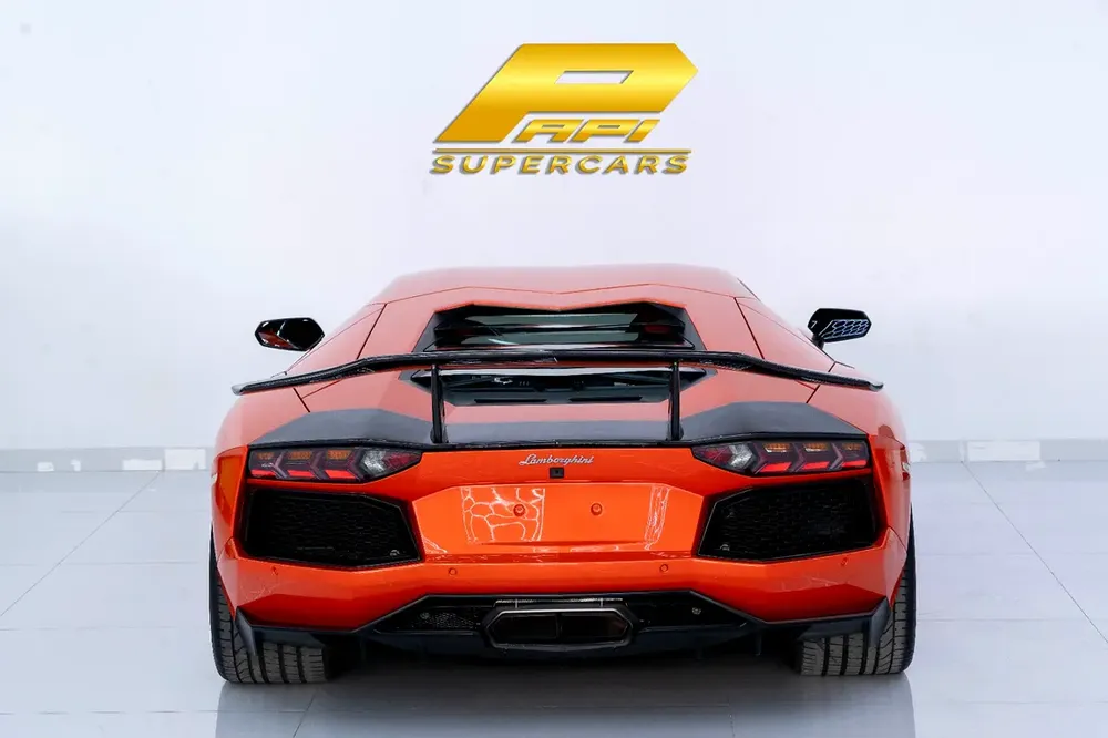 2014 Lamborghini Aventador | GCC Specs | Low Mileage - Image 12