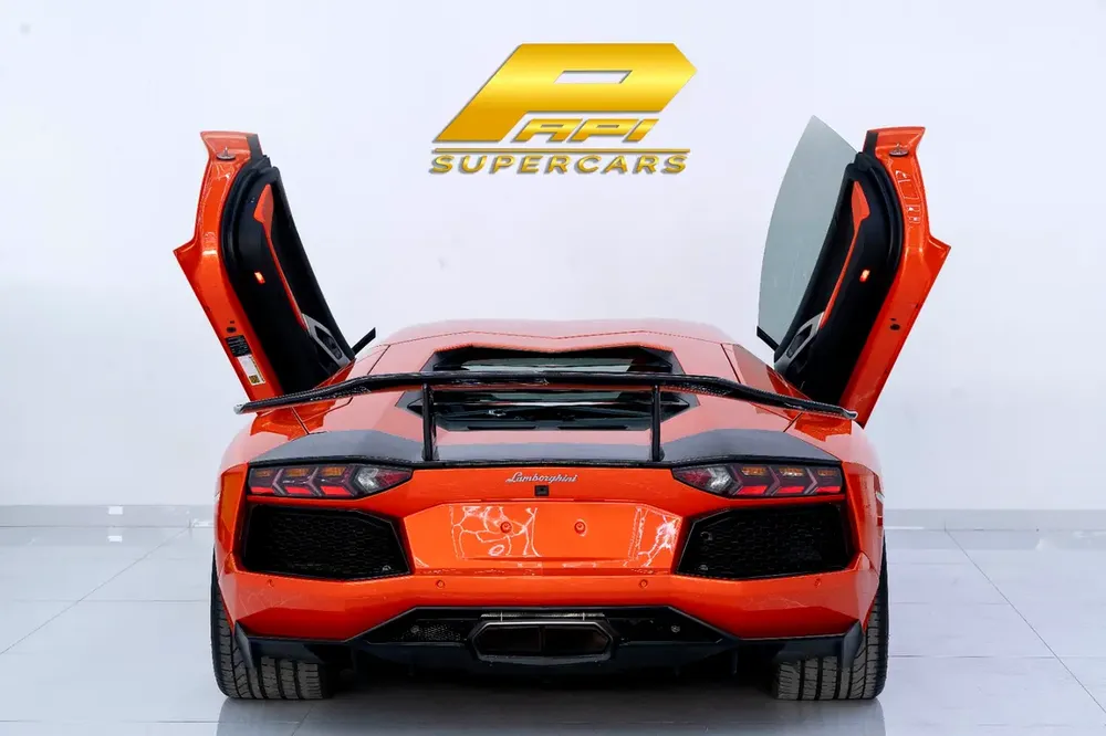 2014 Lamborghini Aventador | GCC Specs | Low Mileage - Image 13