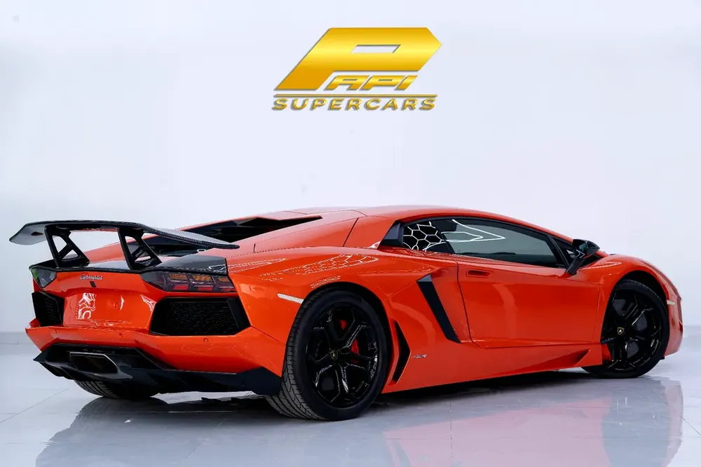 2014 Lamborghini Aventador | GCC Specs | Low Mileage - Image 15