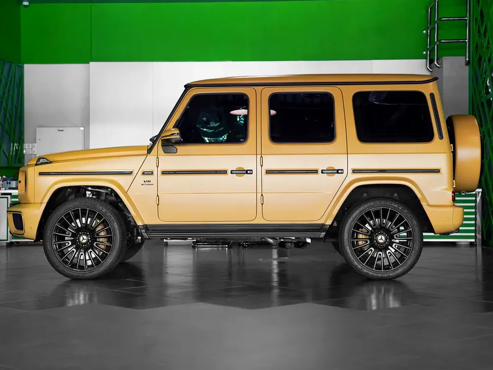 G63 2025 - FACTORY WARRANTY - G MANUFAKTUR OFFICIAL-DOUBLE NIGHT PACKAGE-DIAMOND SEATS-OFFICIAL RIMS - Image 4