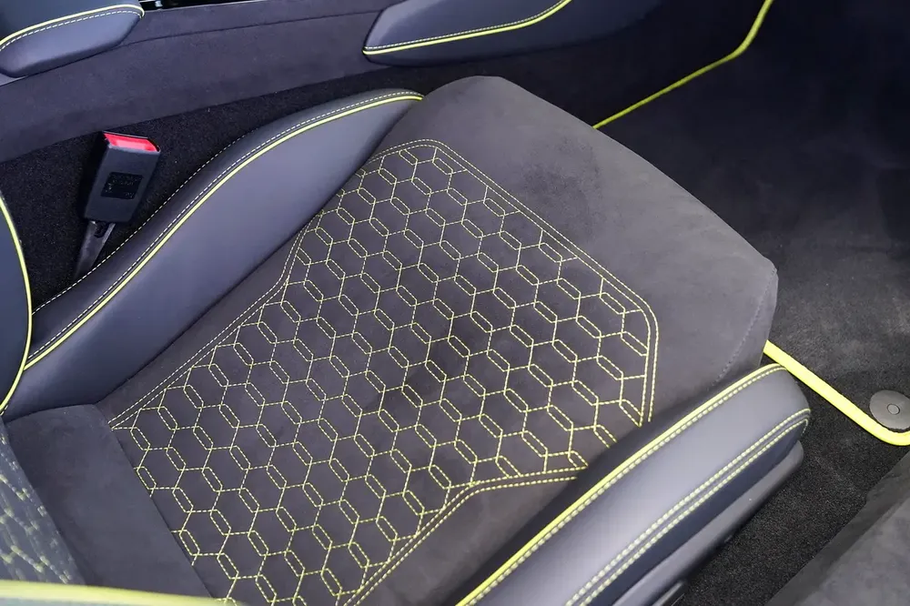 HURACAN STERRATO | ALCANTARA SEATS | WARRANTY AVAILABLE - Image 14