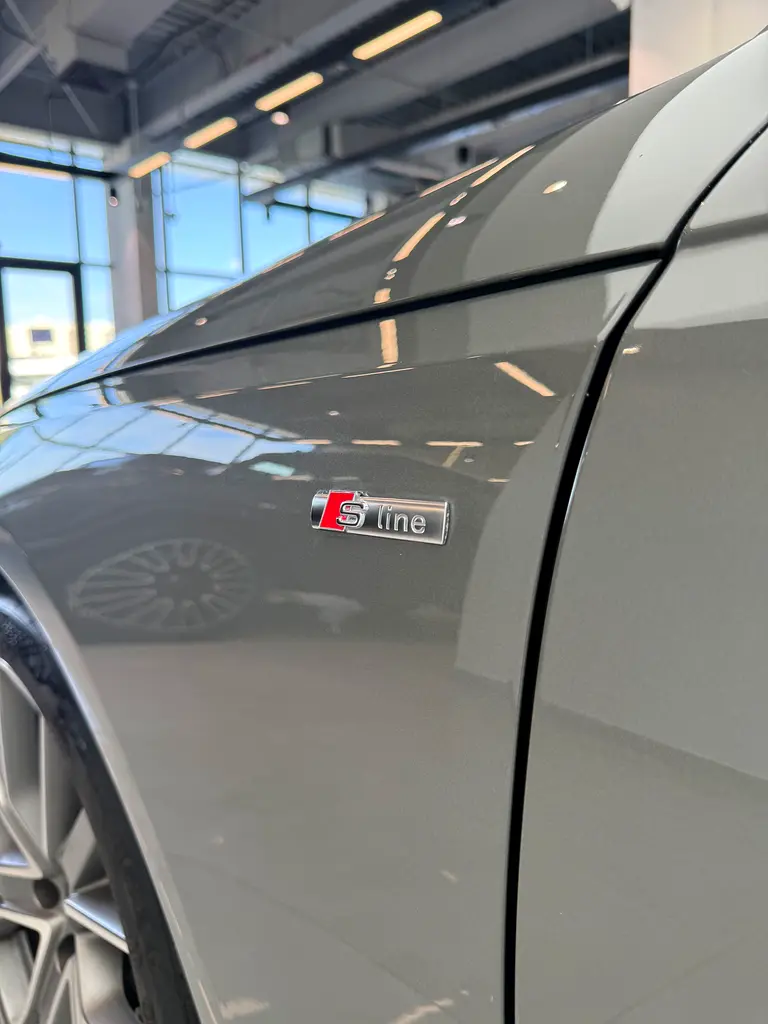 2024 Audi A4 S-line - GCC Specs - Like New! - Image 7