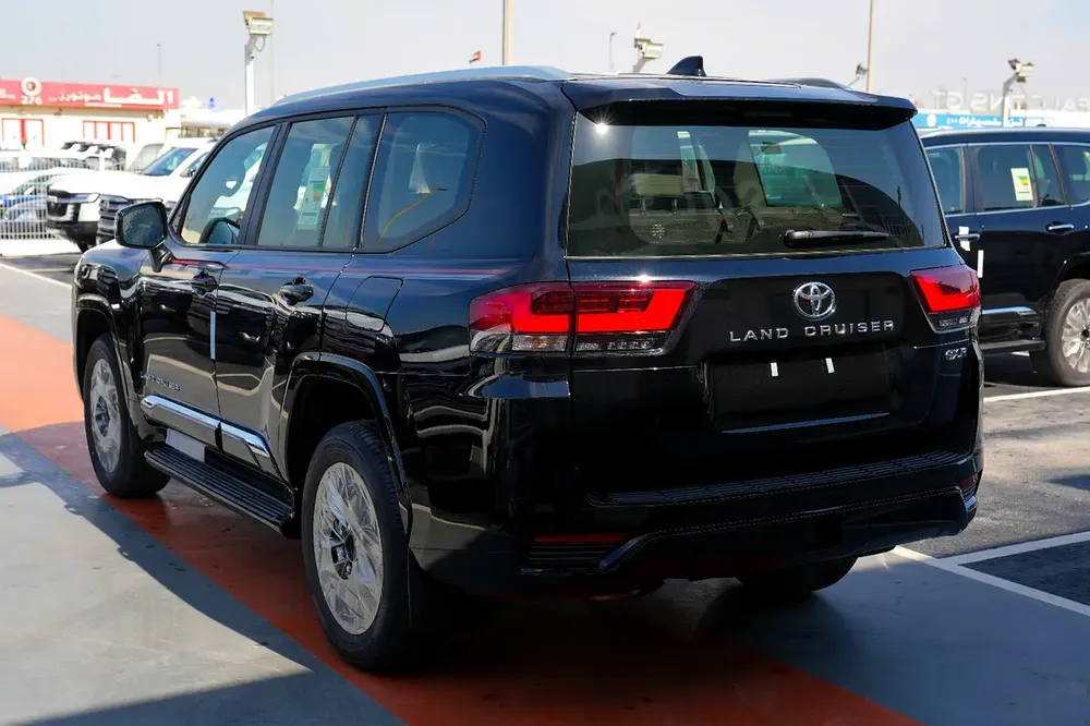 Toyota Land Cruiser GXR 4.0 Full Option Radar 2026 - Image 4