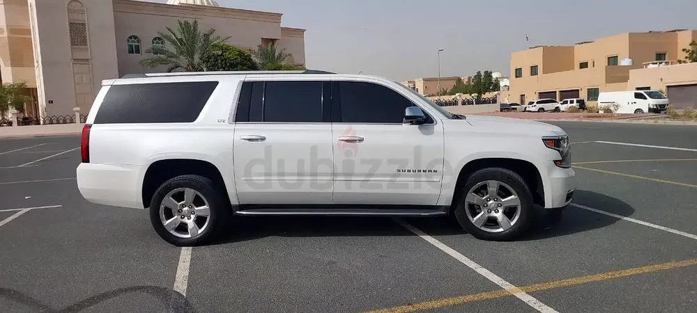 Chevrolet Suburban For Sale - First Owner - Image 11