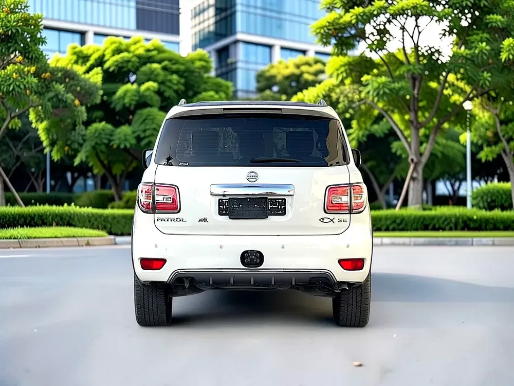 AED 1,680 P.M  | Nissan Patrol SE T2 2019 | GCC Specs | Excellent Condition Fully agency service - Image 9