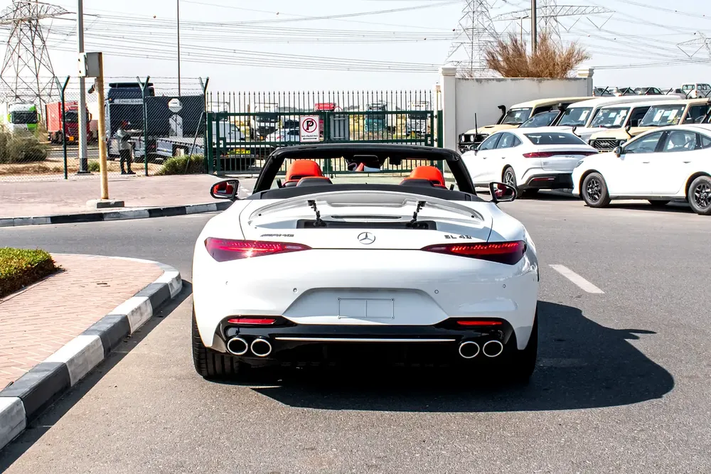 2023 Mercedes-Benz SL43 AMG – | Only 2,000 KM | Brand New Condition - Image 9