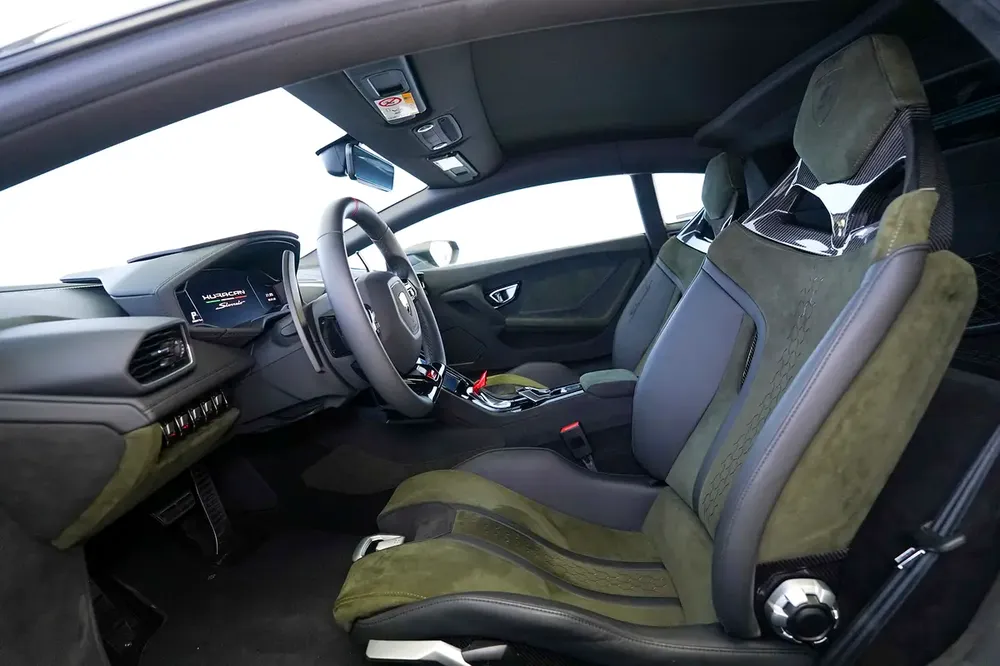 HURACAN STERRATO 1 OF 1499 | ALCANTARA SEATS | WARRANTY AVAILABLE - Image 9