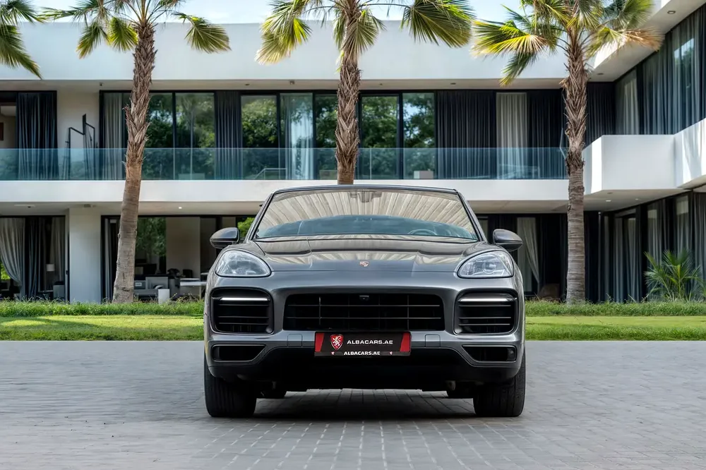 5,719 P.M |  Cayenne V6 COUPE | 0% Downpayment | FULL PORSCHE HISTORY! - Image 4