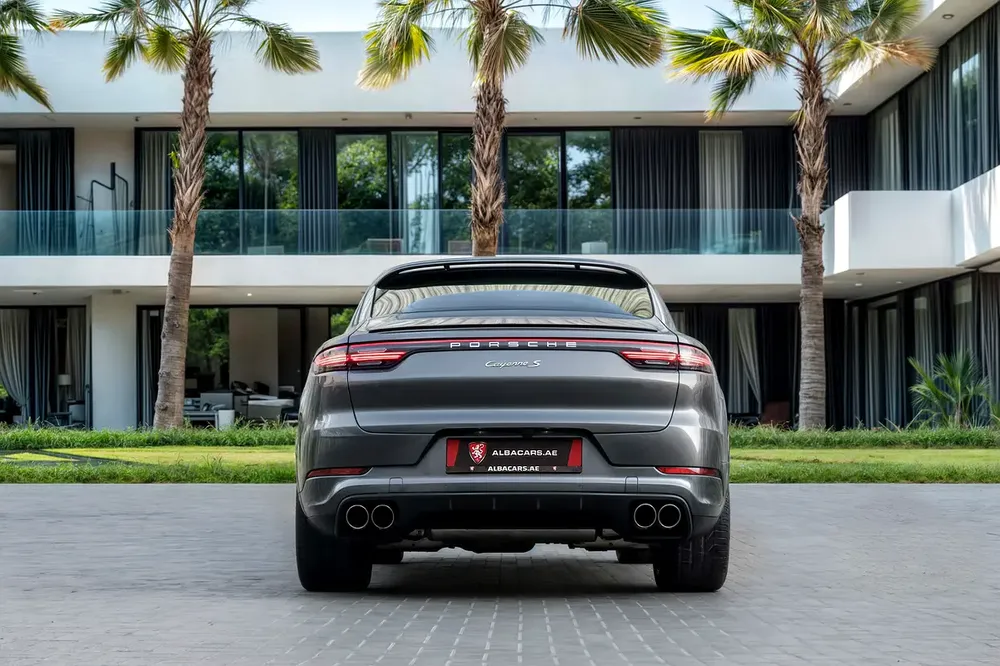 5,719 P.M |  Cayenne V6 COUPE | 0% Downpayment | FULL PORSCHE HISTORY! - Image 5