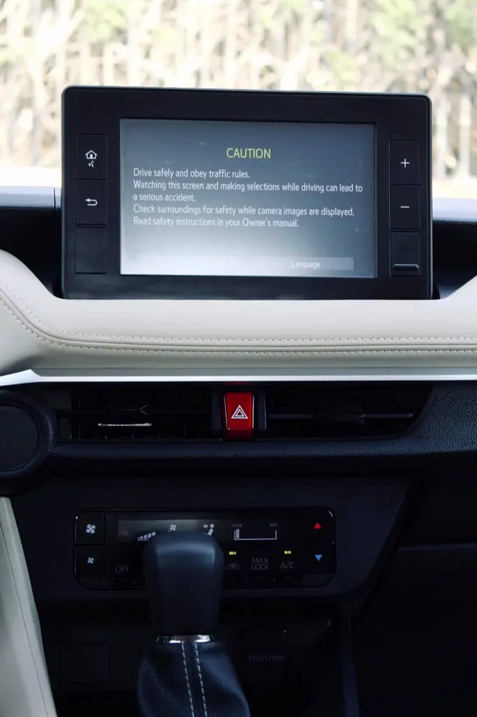 2023 Toyota Yaris available on Zero % DownPayment or Cash - Image 10