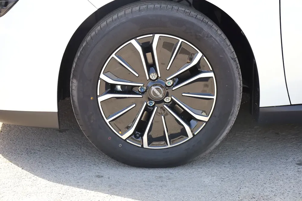 Nissan N6 180 Pro 1.5L PHEV AT 2025 Model Only for EXPORT - Image 15
