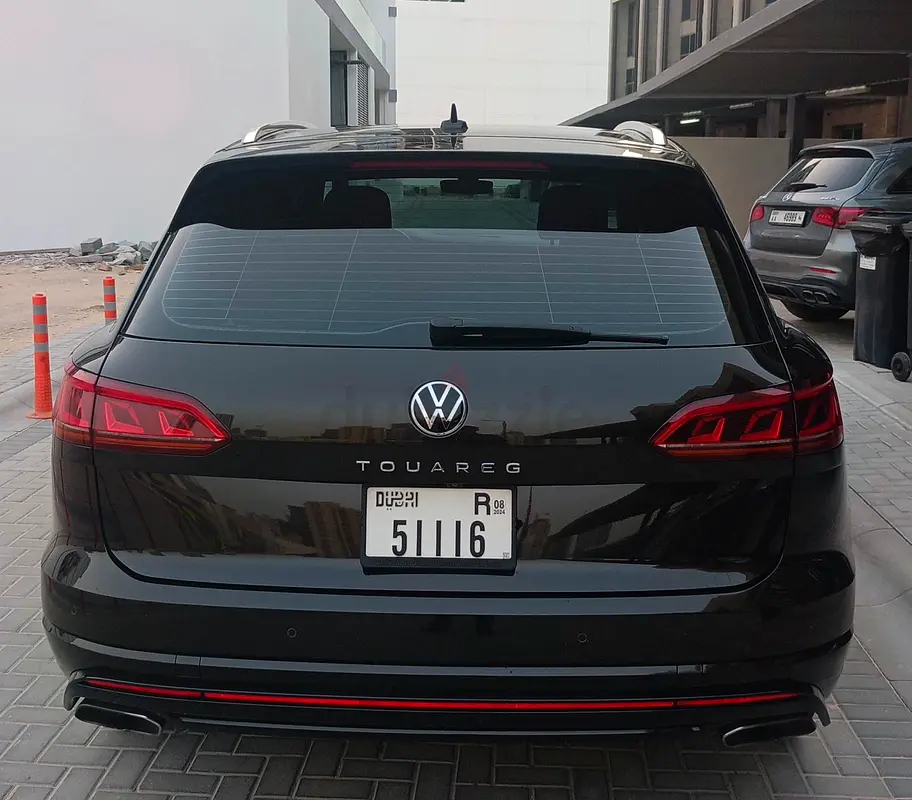 2022 Volkswagen Touareg Atmosphere | GCC Specs | Low Mileage - Image 4