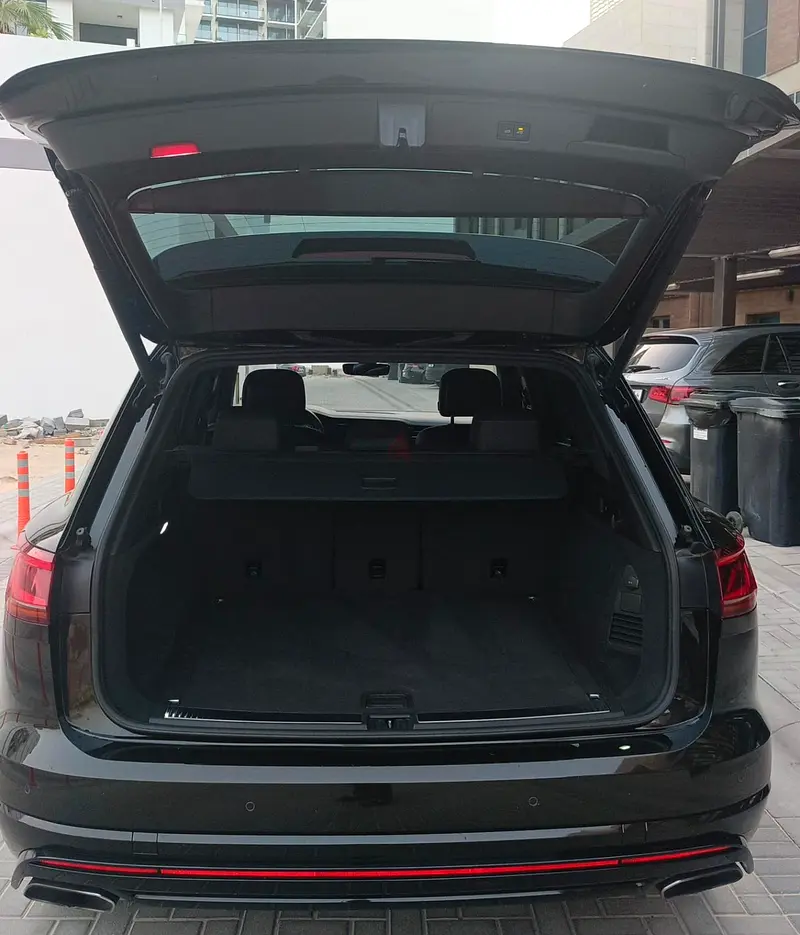 2022 Volkswagen Touareg Atmosphere | GCC Specs | Low Mileage - Image 5