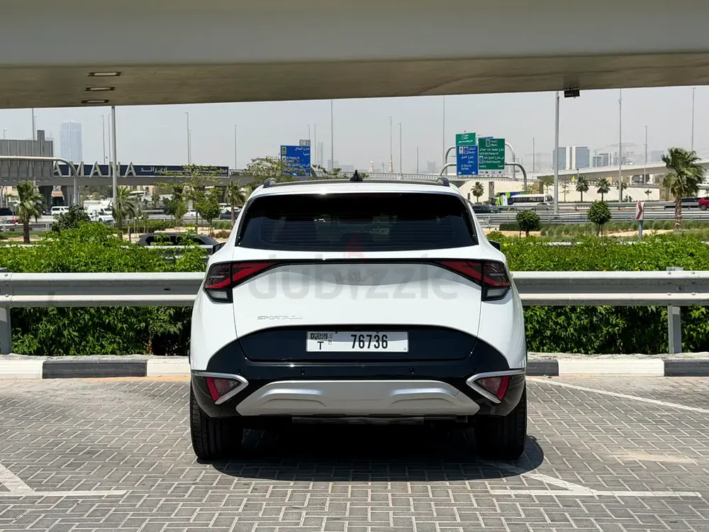 2023 KIA SPORTAGE I GCC I WARRANTY AND SERVICE CONTRACT FROM KIA I ONE OWNER I CLEAN CAR - Image 6