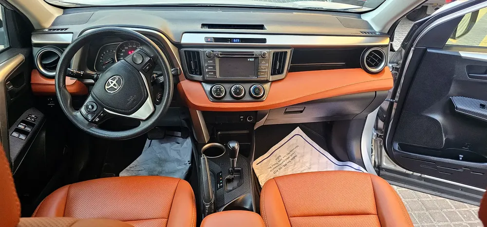 Well Maintained Toyota Rav 4 EX 2015 | GCC Specs - Image 4