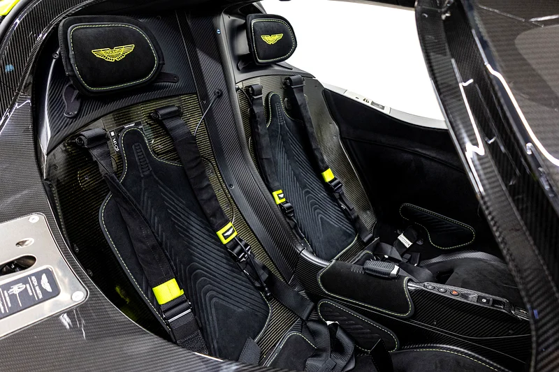 Aston Martin Valkyrie - Image 12