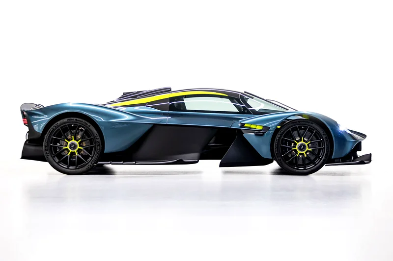 Aston Martin Valkyrie - Image 5