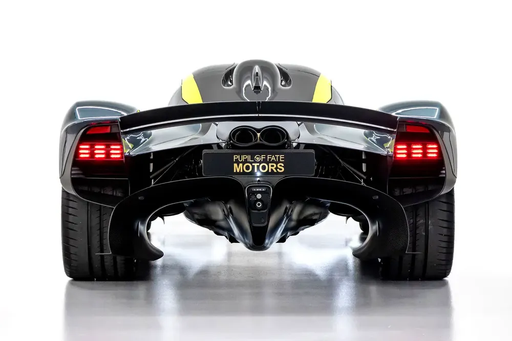 Aston Martin Valkyrie - Image 7