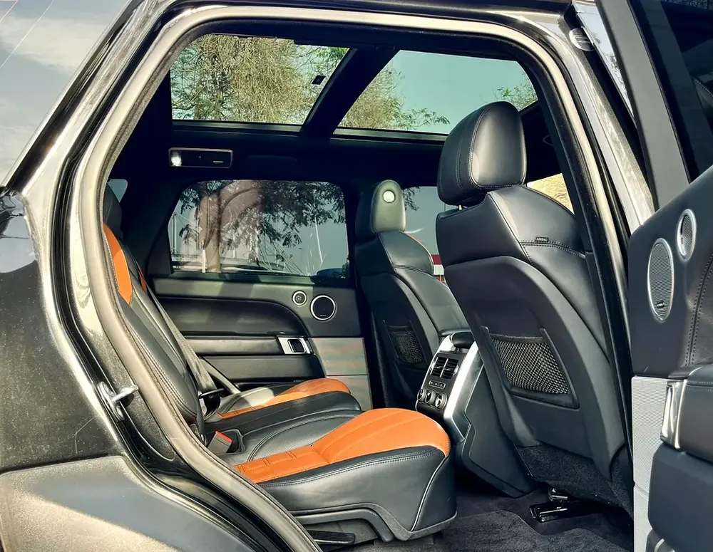 Land Rover Range Rover Sport HST Dynamic 2016 GCC Specs - Image 8
