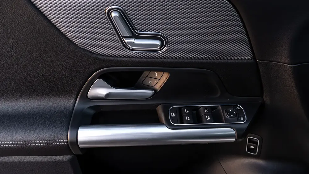 2025 | MERCEDES GLA 200 | 1.3T - Image 8