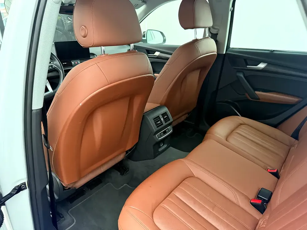 2022 Audi Q5 45 TFSI | GCC Specs | S-line | Premium Interior - Image 11