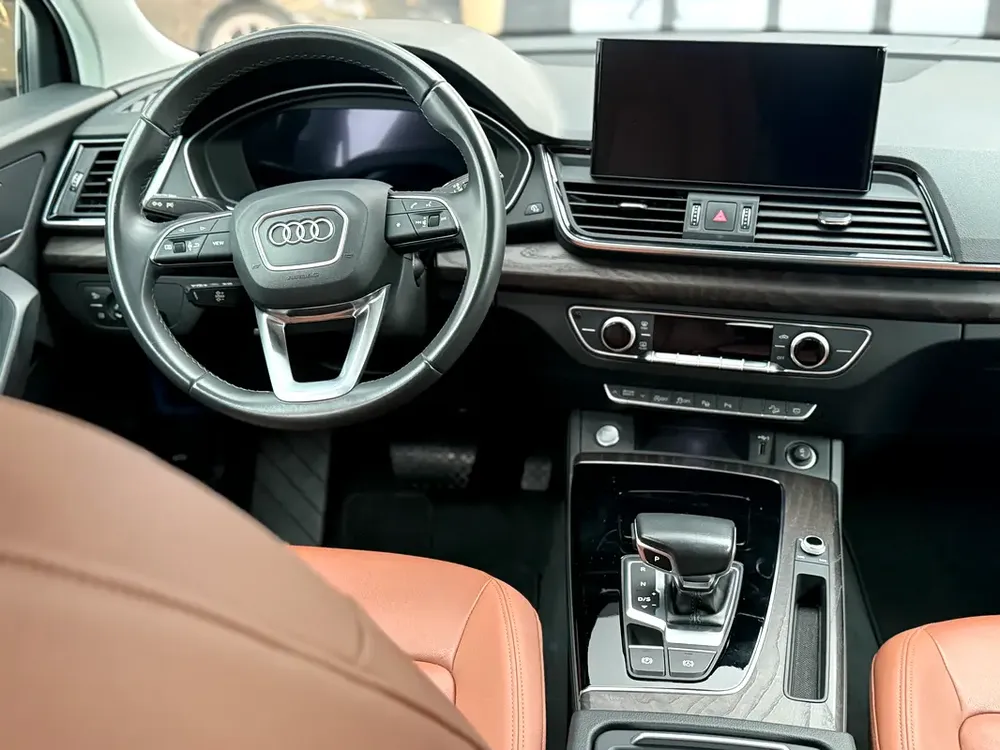 2022 Audi Q5 45 TFSI | GCC Specs | S-line | Premium Interior - Image 12