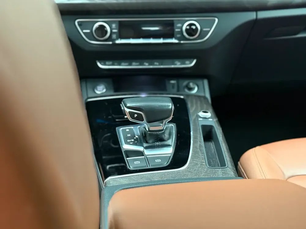 2022 Audi Q5 45 TFSI | GCC Specs | S-line | Premium Interior - Image 8