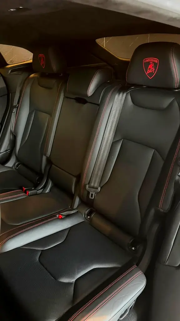 Lamborghini Urus 2019 | Canadian Specs | Performance SUV - Image 13