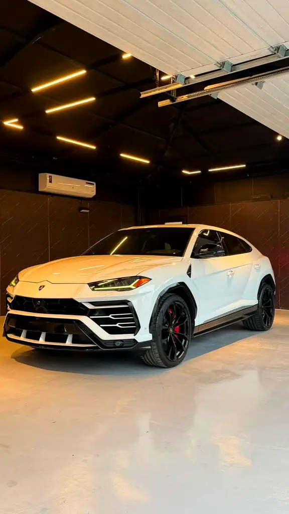 Lamborghini Urus 2019 | Canadian Specs | Performance SUV - Image 7