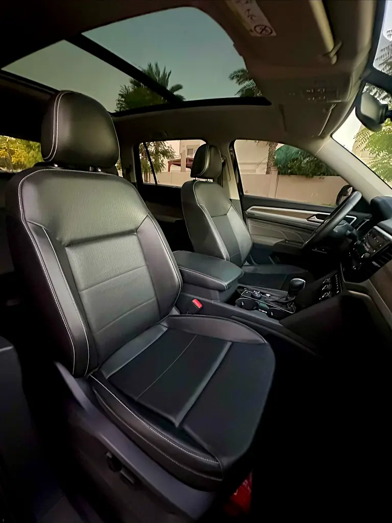 Selling Our Lovely Family Car - Full Options - Panoramic Sunroof - Great Condition - 2 Keys - Image 11