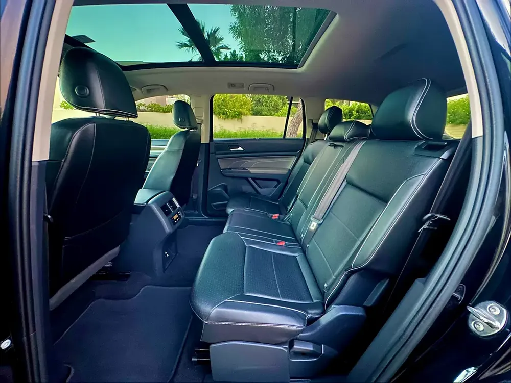 Selling Our Lovely Family Car - Full Options - Panoramic Sunroof - Great Condition - 2 Keys - Image 9