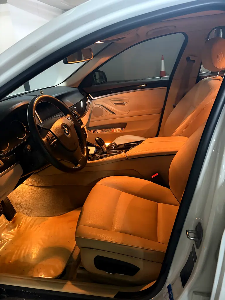 BMW 5-Series 2014 520i GCC Specs - Image 5