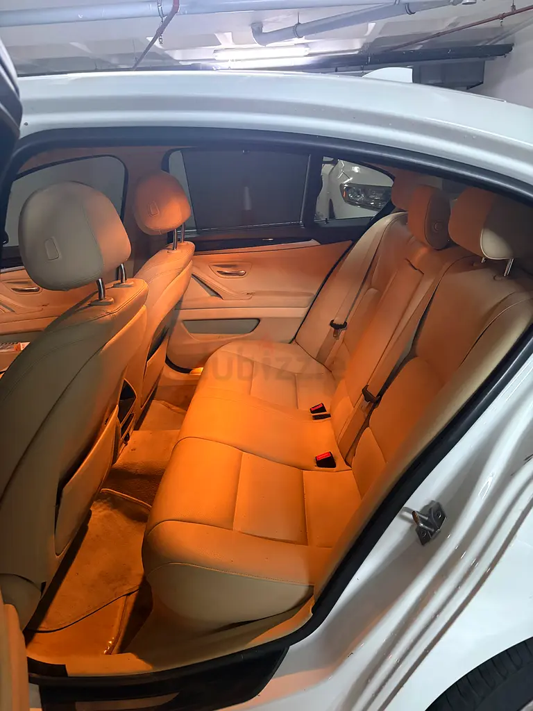 BMW 5-Series 2014 520i GCC Specs - Image 6