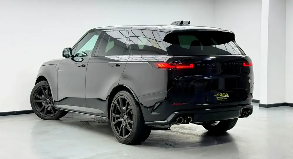 2025 Range Rover Sport SV 1st Edition, Warranty, Full RR Service History, Excellent Condition, Euro - Image 6