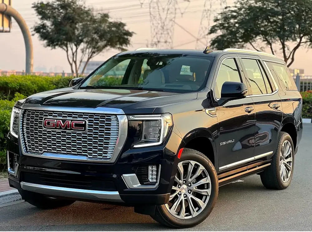 GMC YUKON DENALI 2021 GCC FULL OPTION FULL SERVICE HISTORY NO ACCIDENTS - Image 4