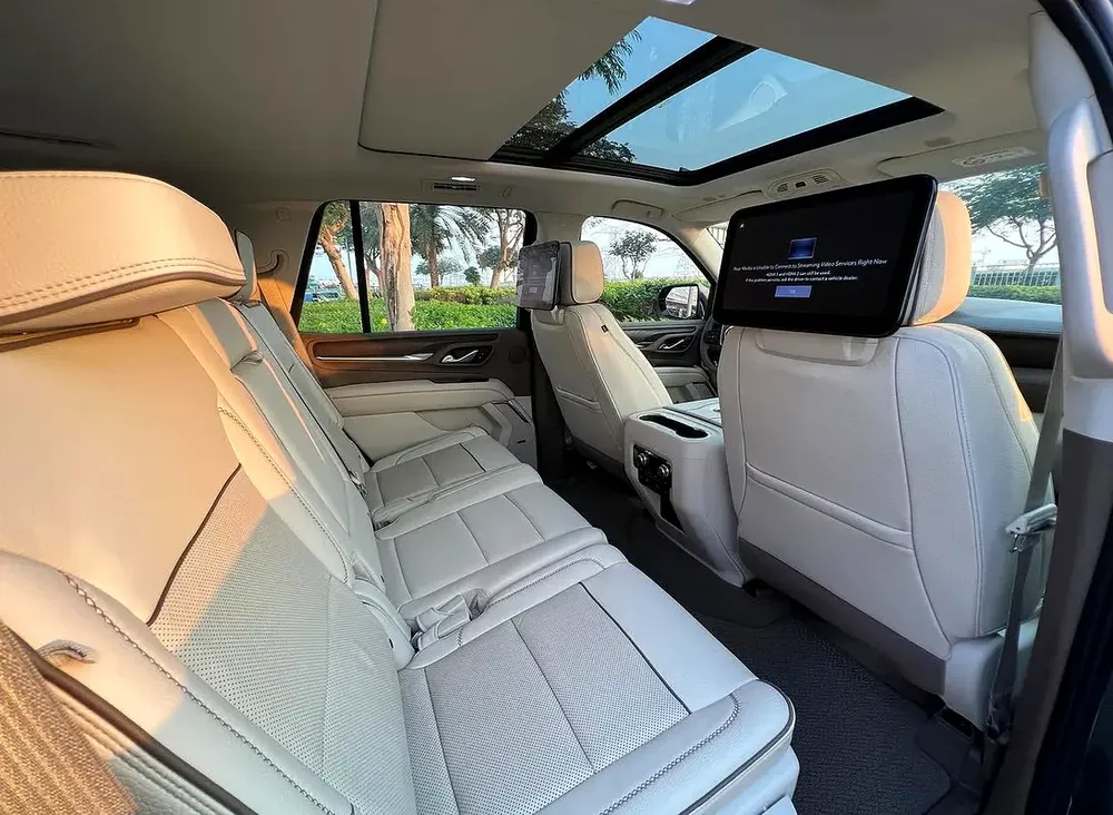 GMC YUKON DENALI 2021 GCC FULL OPTION FULL SERVICE HISTORY NO ACCIDENTS - Image 6